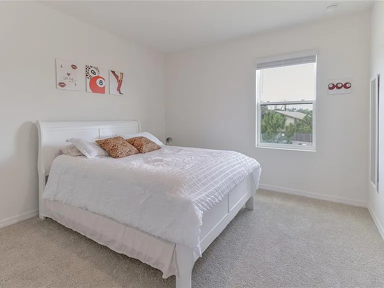 3266 Eastgrove Ter — Photo 12