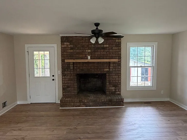 120 Kathy Ln — Photo 10