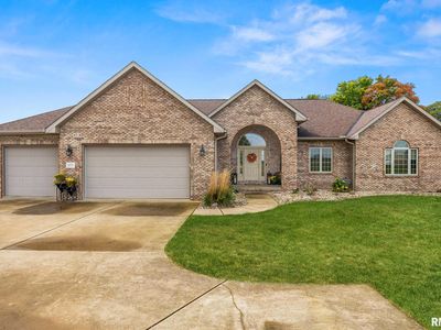 5559 Broadway Rd, Groveland, IL, 61535