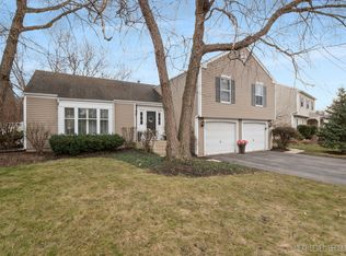 1006 Millington Way, Saint Charles, IL 60174