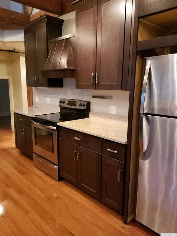 Catskill Apartments — Photo 2