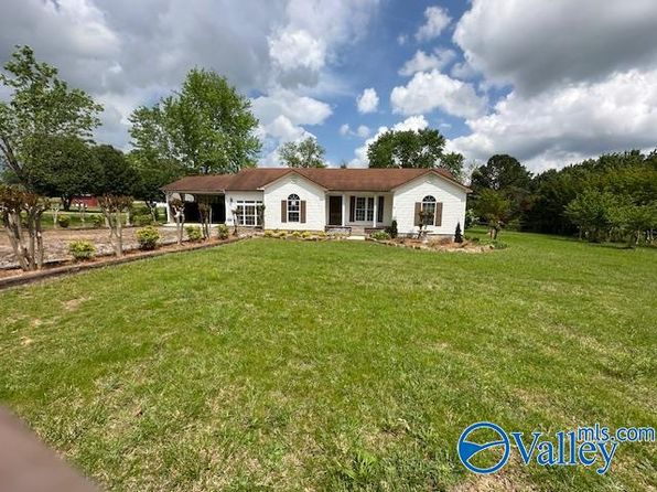 4884 Martling Rd, Albertville, AL 35951