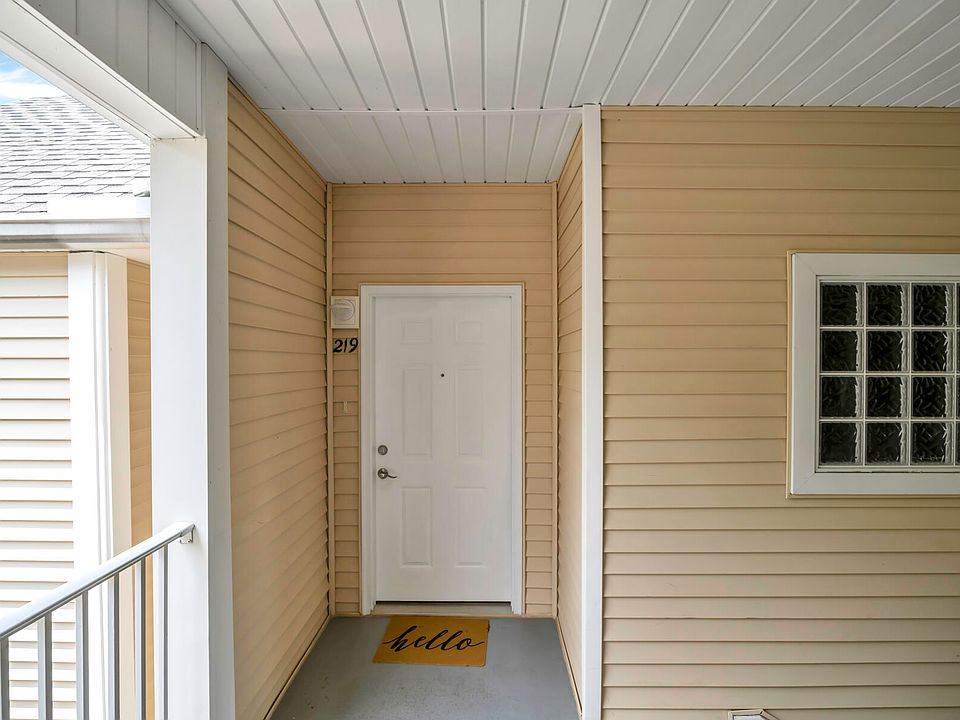 1st image of 1501 Partin Dr N APT 219