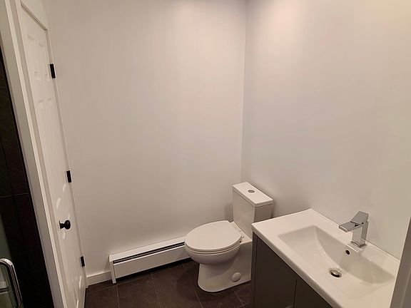 5th image of 72 Main St #1