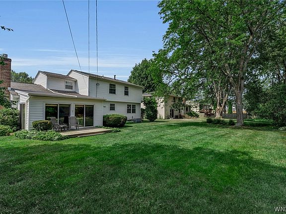 4th image of 128 Old Farm Cir