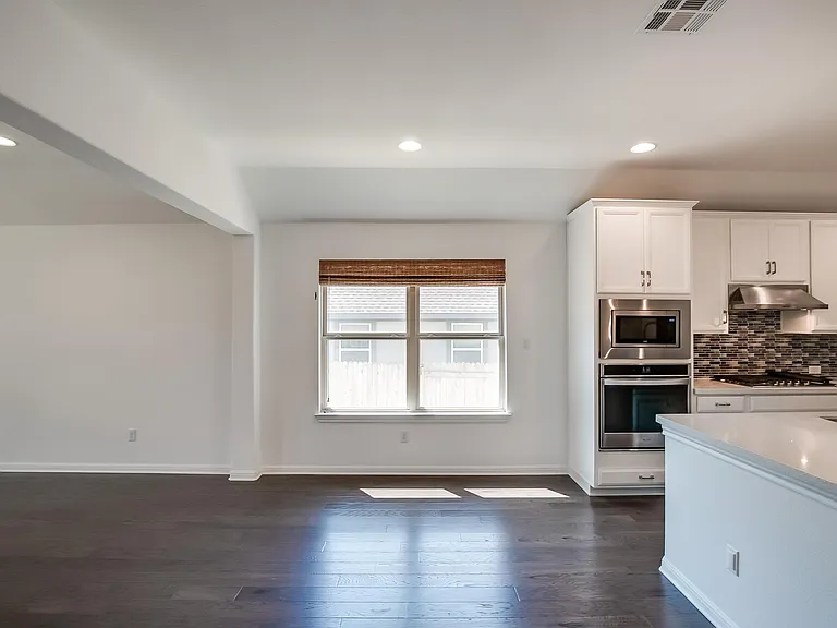 105 Meadow Wood Cv — Photo 22