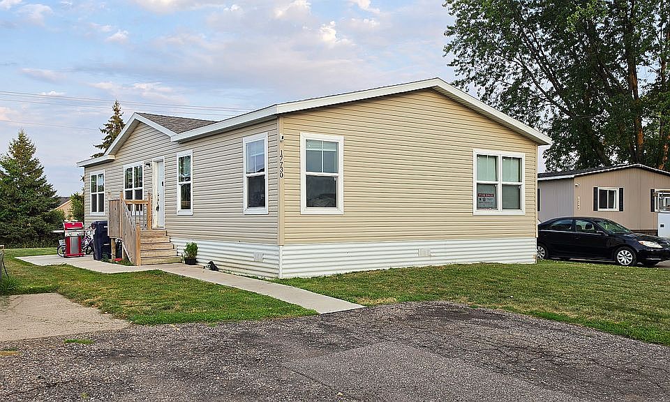 1st image of 17730 Eureka Ave W #177