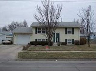 1319 E 34th St, Kearney, NE 68847