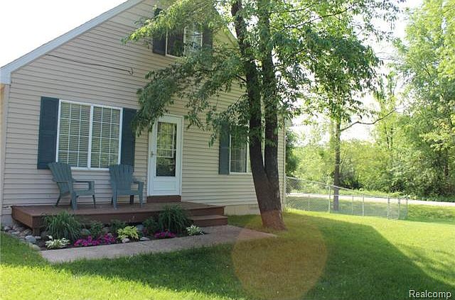 1st image of 8700 Lincoln Dr
