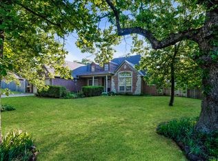 2707 Bokovoy Ln, Sand Springs, OK 74063