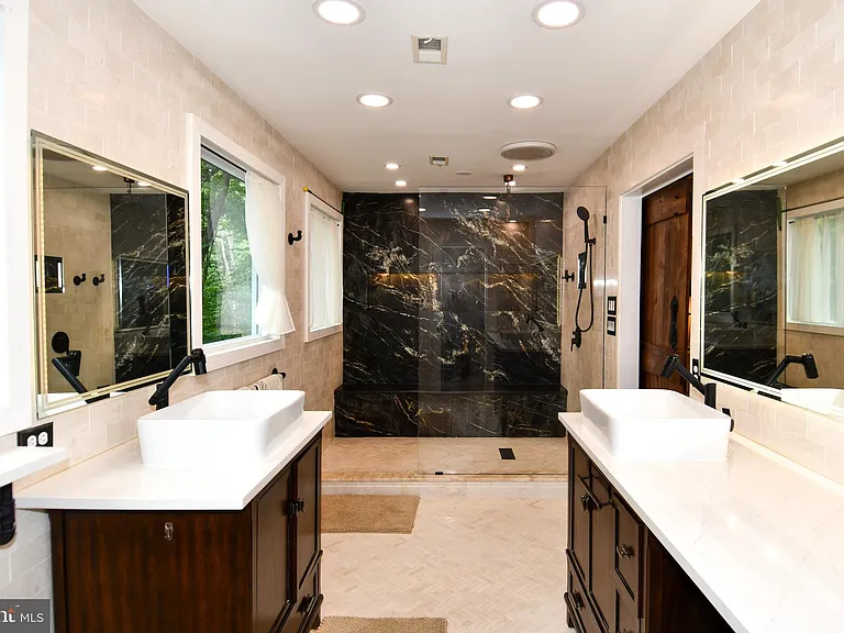 12134 Holly Knoll Cir — Photo 31