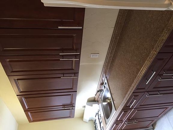 5th image of 1540 NW 1st Pl APT 2