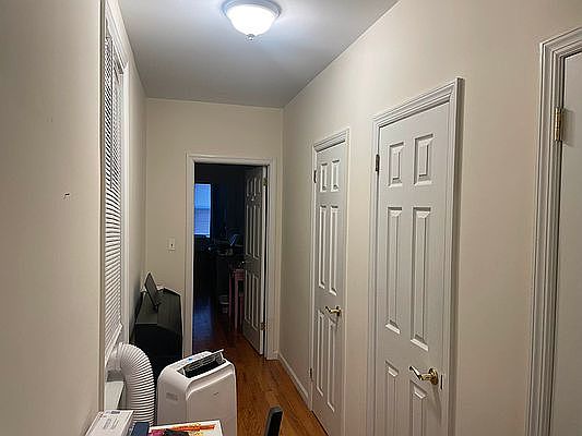 4th image of 30-34 42nd St #1R