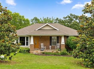 8818 Lazy River Dr, Harrison, TN 37341