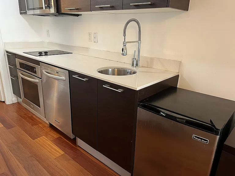 1560 Pennsylvania Ave #216 — Photo 2