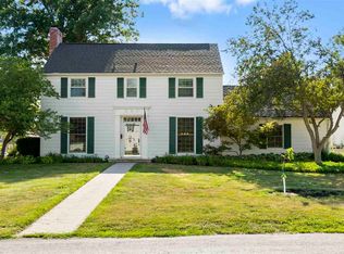 327 Crescent St SE, Cedar Rapids, IA