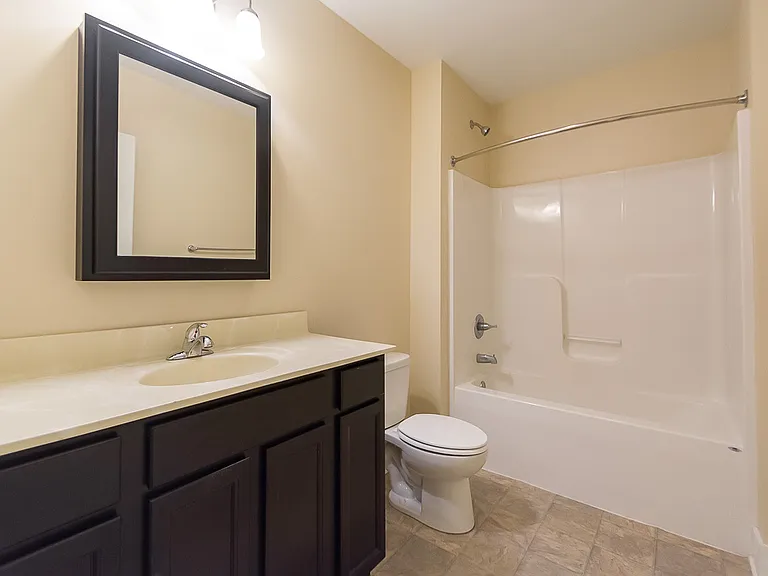 632 N College Ave — Photo 23
