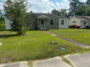 325 Miller Blvd, Havelock, NC 28532