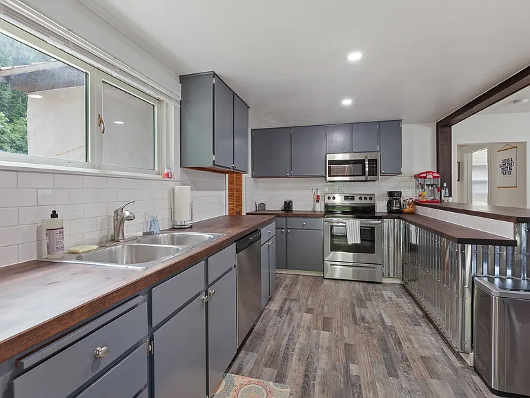 59958 Silver Valley Rd — Photo 8