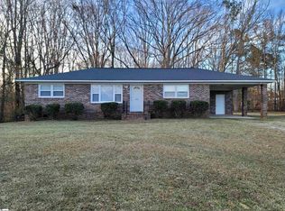 337 Greenbriar Dr, Greenwood, SC 29649