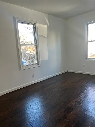 157 Wood St #2 Photo 1