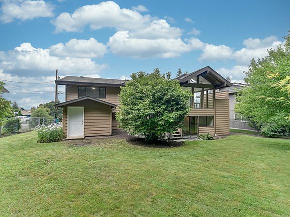5th image of 7707 45th Pl W