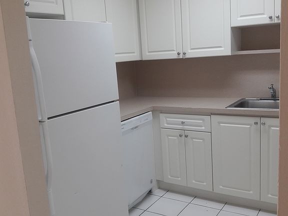 5th image of 6125 W 20th Ave APT 107