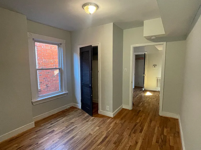 623 N 32nd St #C — Photo 3