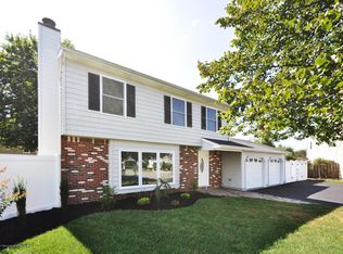 4 Rachel Ct, Howell, NJ 07731
