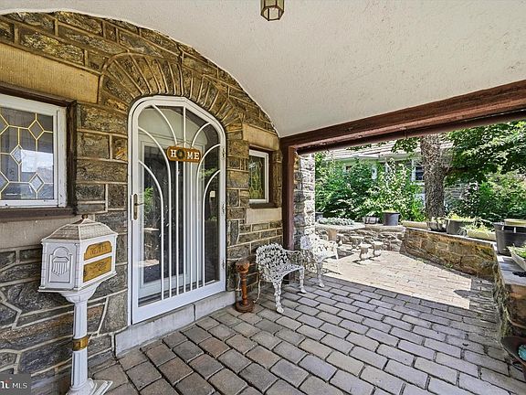 3rd image of 5065 Wynnefield Ave