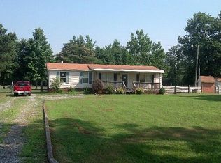 36281 Seacock Chapel Rd, Zuni, VA 23898