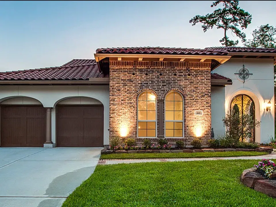 22 Woodglade Way