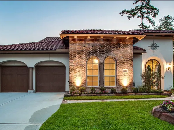 22 Woodglade Way, Tomball, TX 77375