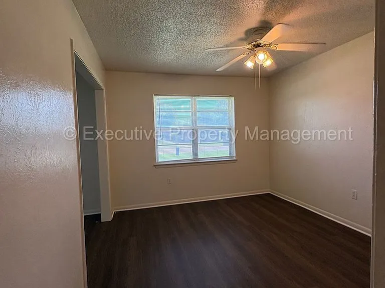 616 Cedar Dr — Photo 12