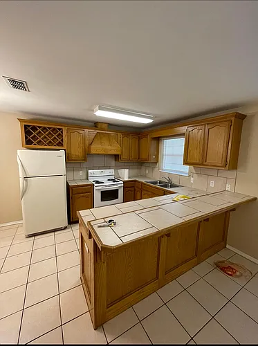 3110 Carson St #4 Photo 1