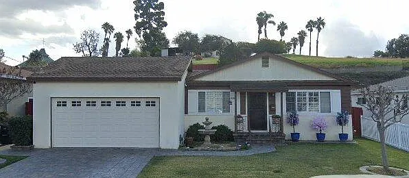 34 Shasta St — Photo 2