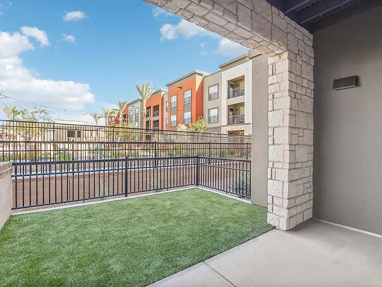 The Maddox Luxury Apartments — Photo 59