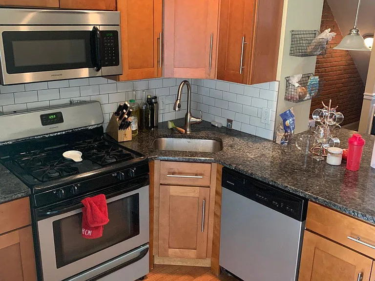 2364 E Fletcher St — Photo 6