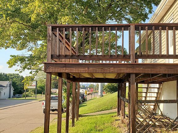 3rd image of 904 Lockwood Avenue
