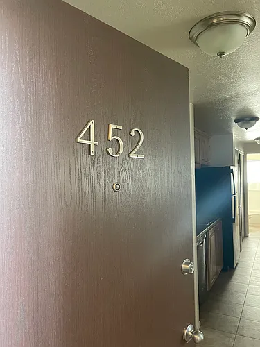 452 N 50 E Photo 1