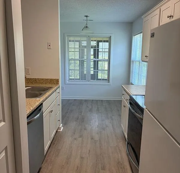 7109 Ragland Ct — Photo 12