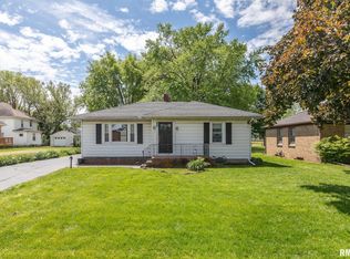 104 W Main St, Green Valley, IL 61534