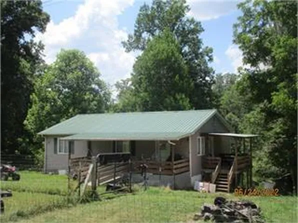 23 State Highway 1609, Parkers Lake, KY 42634