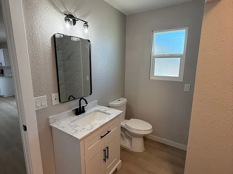316 E Dunbar Dr — Photo 30