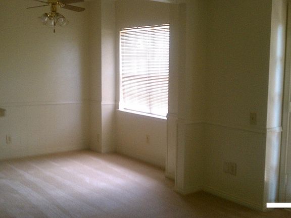 Dining Room/Parlor Room 