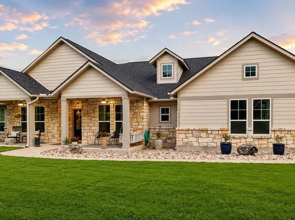 335 Turkey Tree Rd, Spicewood, TX 78669