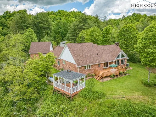 2515 Linville Creek Road, Vilas, NC 28692