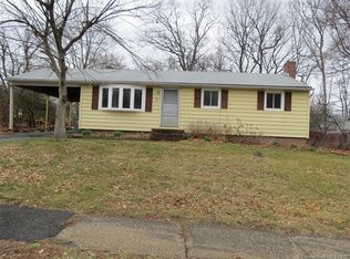 92 Hilltop Rd, Plainville, CT 06062