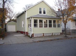 33 Roland Ave, Cranston, RI 02920