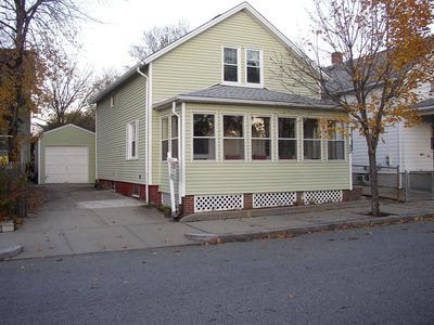 33 Roland Ave, Cranston, RI, 02920
